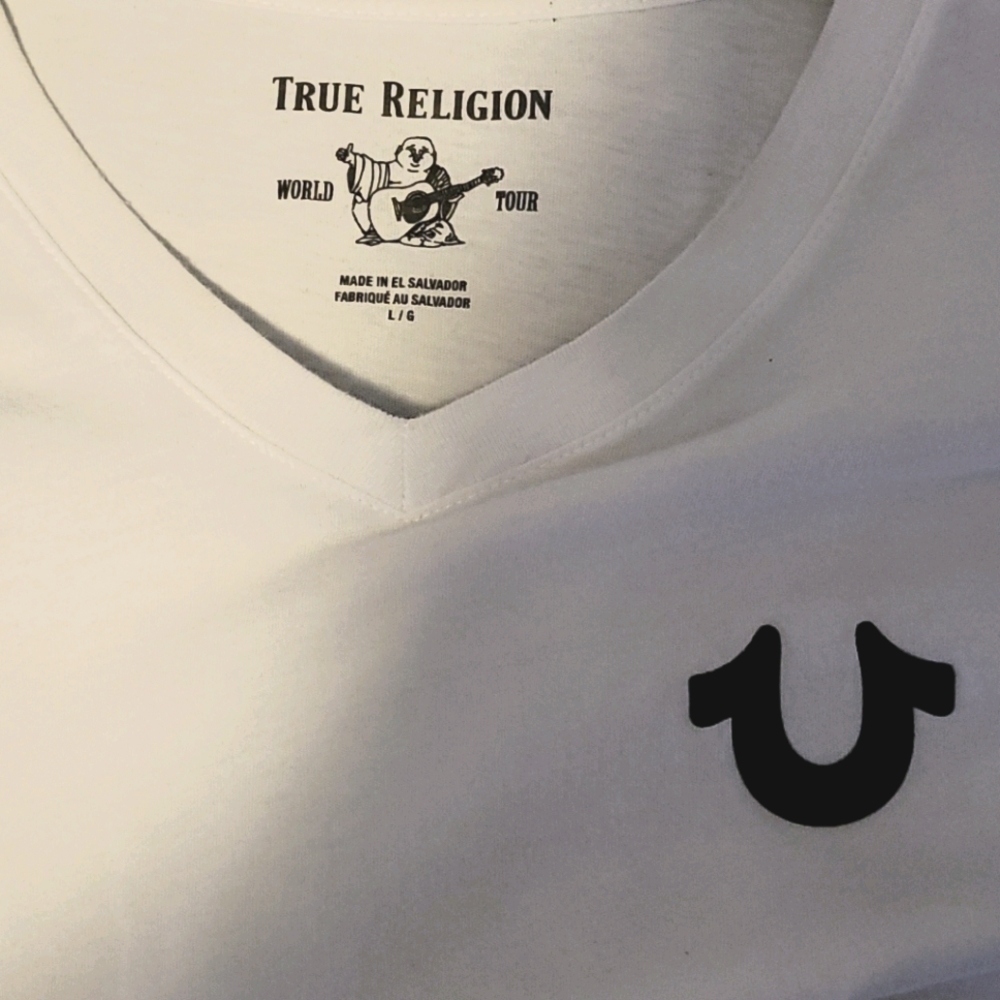 White true religion v-neck shirt